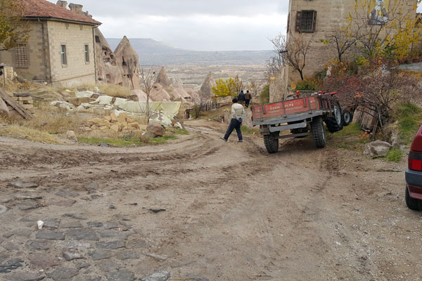 Nevşehir Uçhisar Kayabaşı Sokak Altyapı Onarım, Elektrik ve Mekanik Tesisat Döşenmesi İşleri