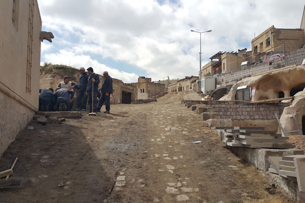 Nevşehir Uçhisar Kayabaşı Sokak Altyapı Onarım, Elektrik ve Mekanik Tesisat Döşenmesi İşleri