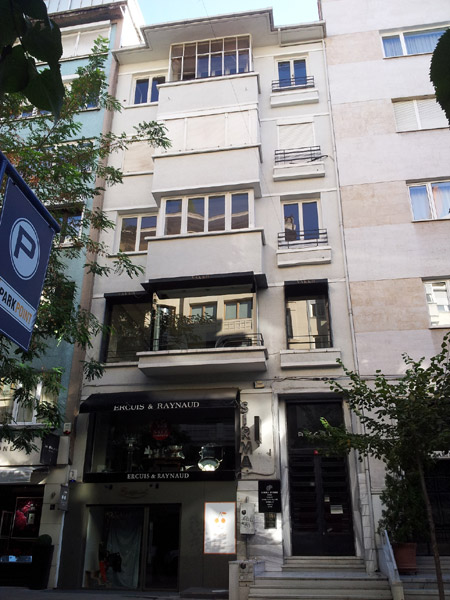 Nişantaşı Abdi İpekçi Caddesi Aysel Apartmanı Dönüşüm İnşaatı